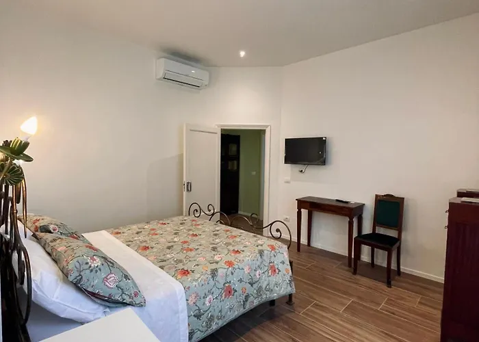 Valery フォリーニョ